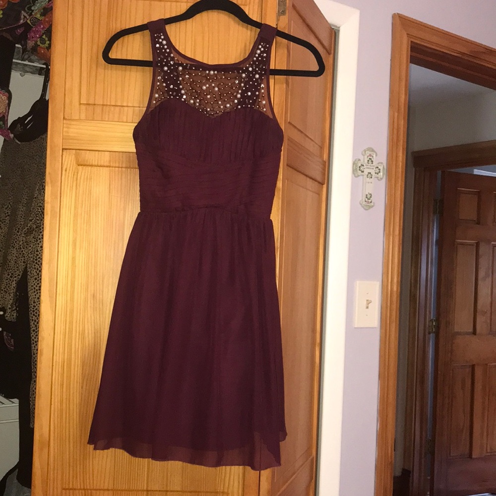 Perfect dress for homecoming or any special event!